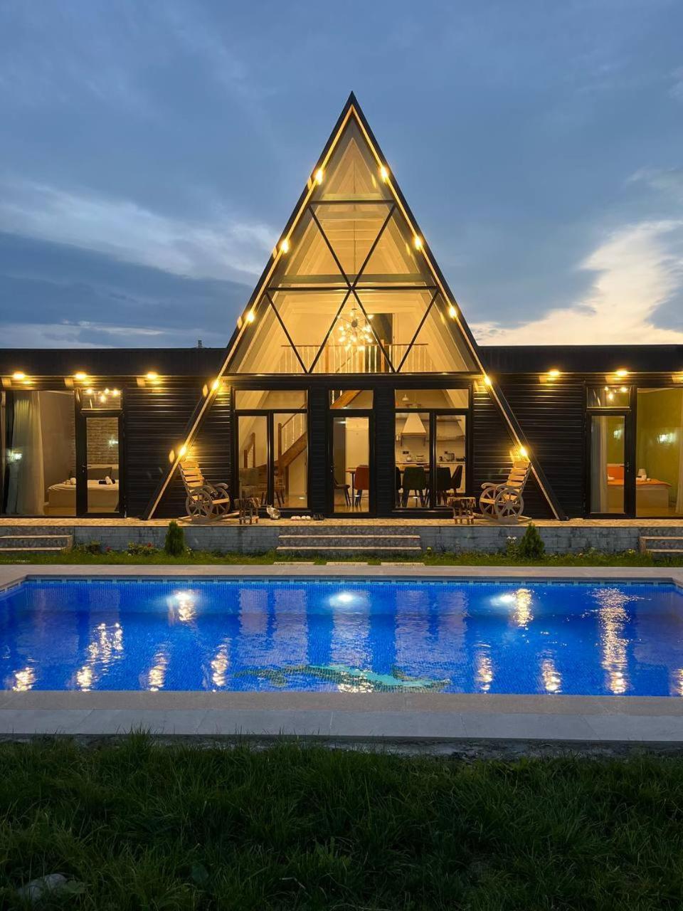 Qafqaz Mountside Chalet ガバラ エクステリア 写真