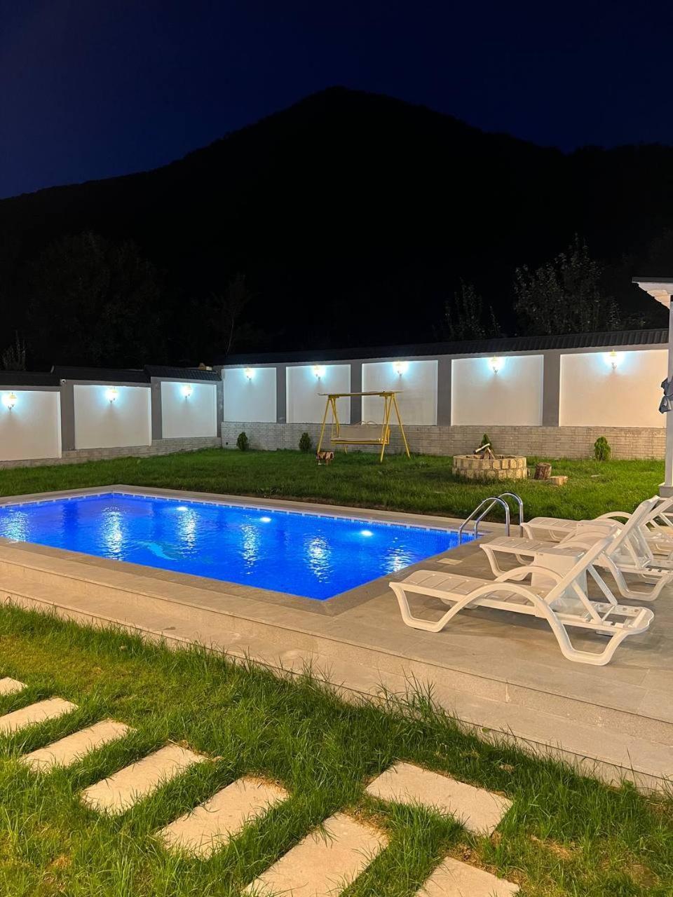 Qafqaz Mountside Chalet ガバラ エクステリア 写真