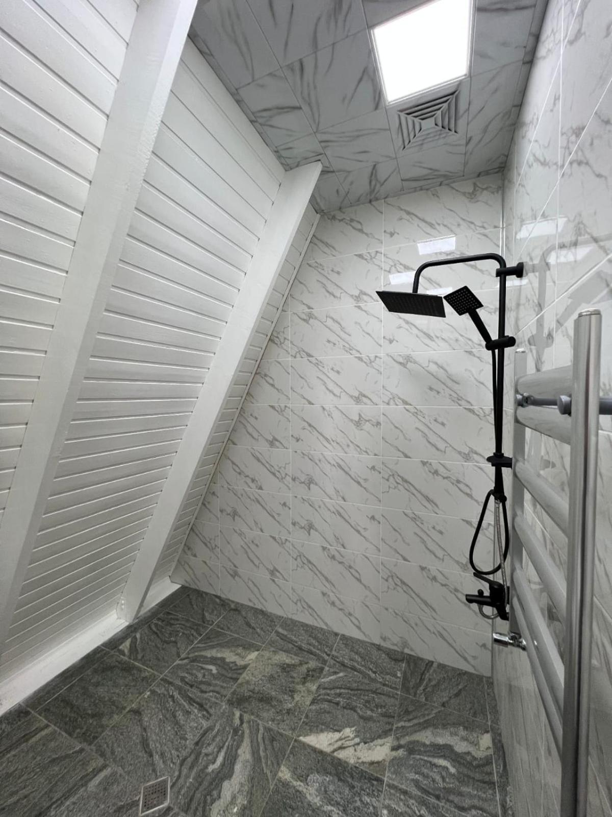 Qafqaz Mountside Chalet ガバラ エクステリア 写真