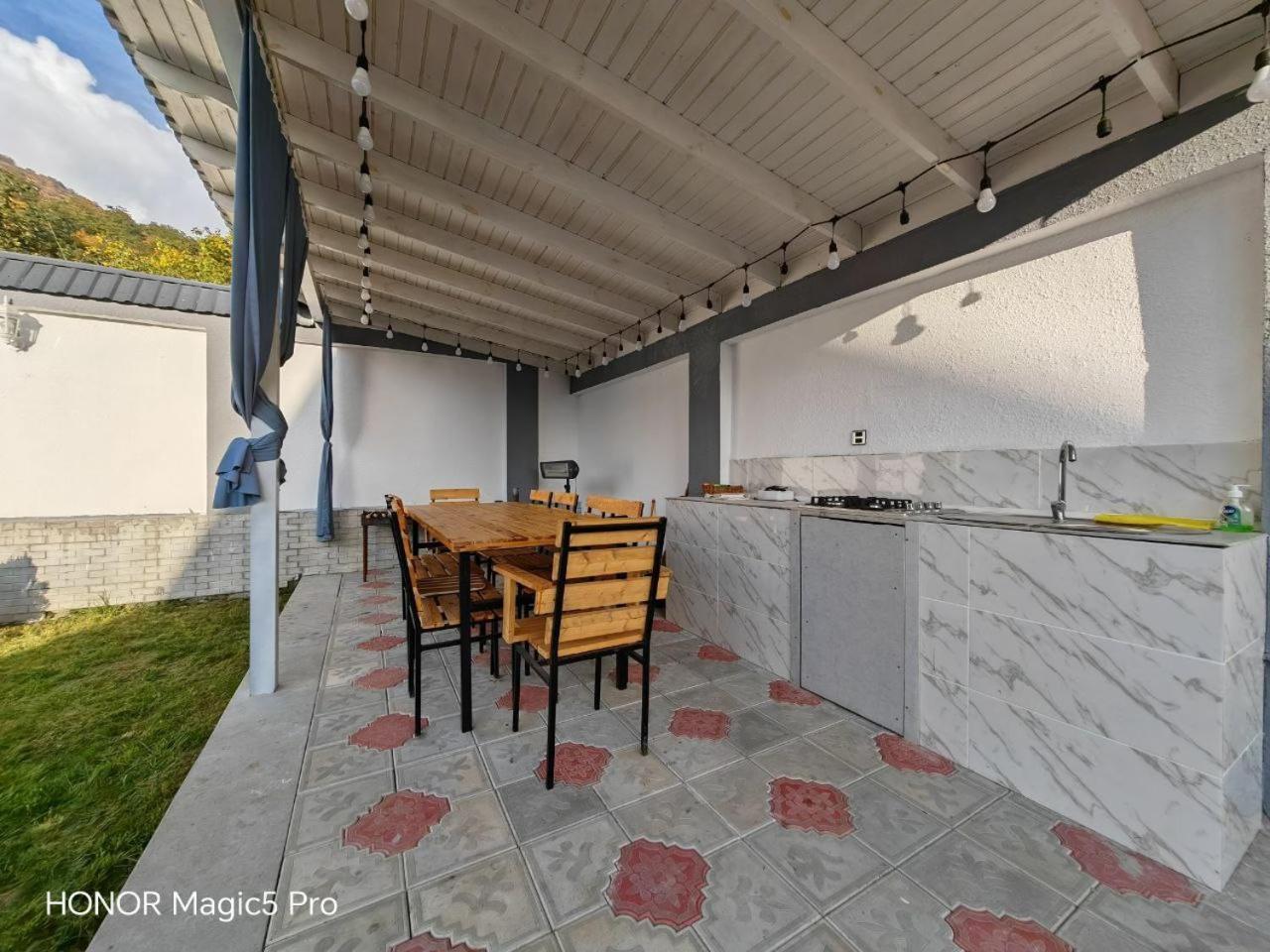 Qafqaz Mountside Chalet ガバラ エクステリア 写真