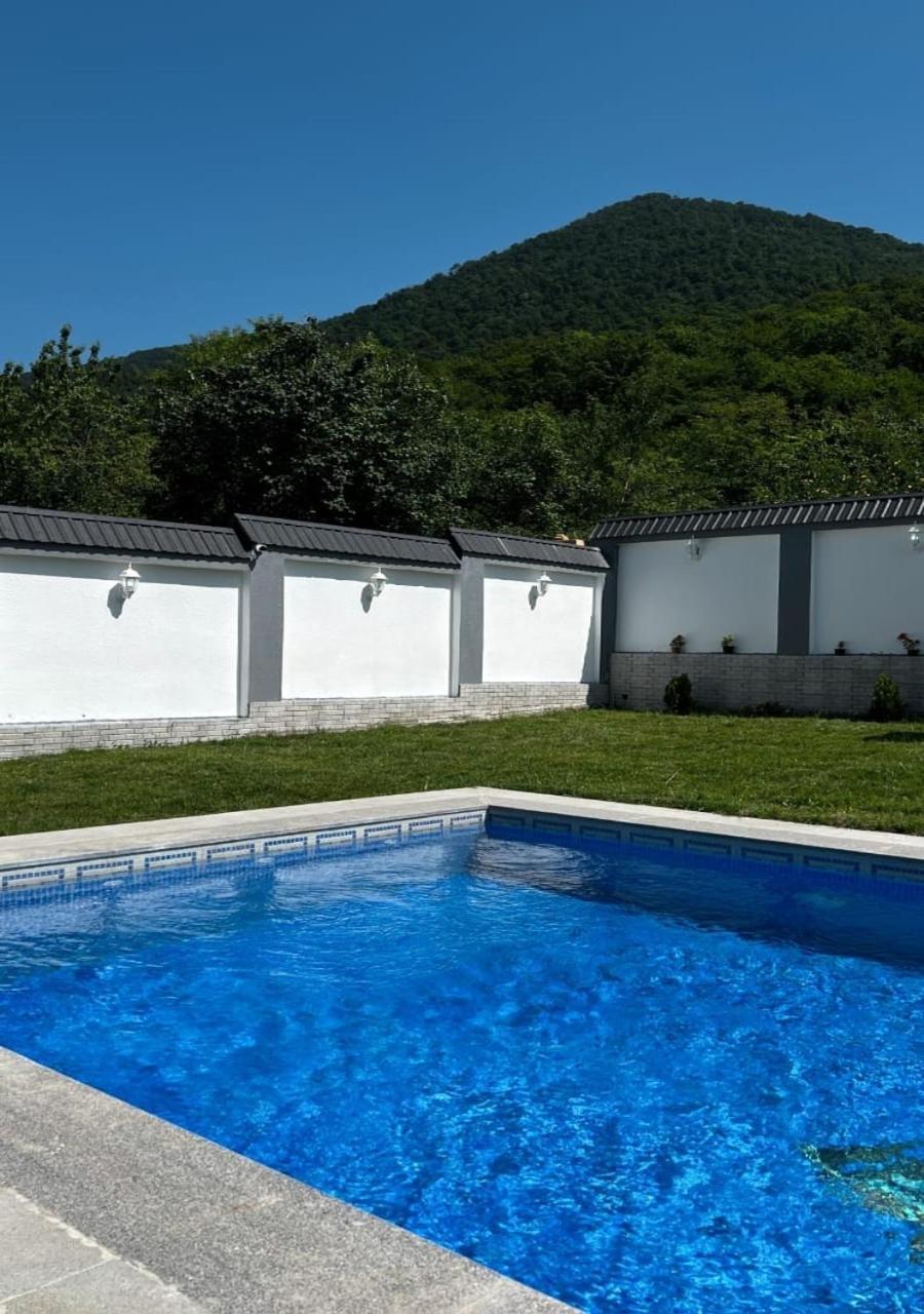 Qafqaz Mountside Chalet ガバラ エクステリア 写真